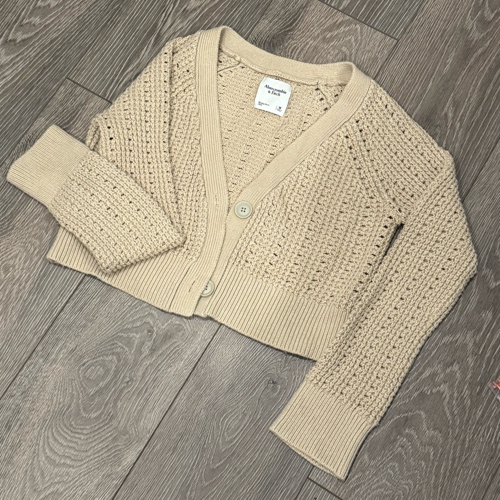 Abercrombie Beige Knit Cardigan